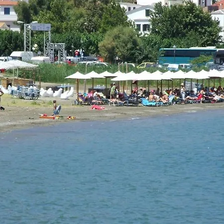 αμαλία 2 * Σκόπελος