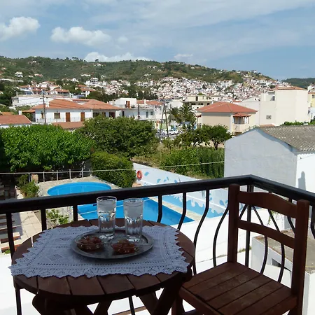 Amalia2 מלון סקופלוס טאון