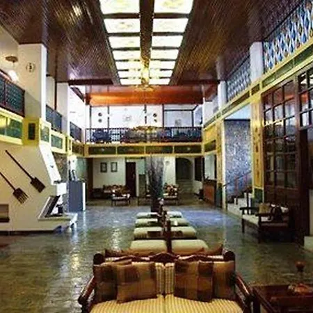 Amalia2 סקופלוס טאון