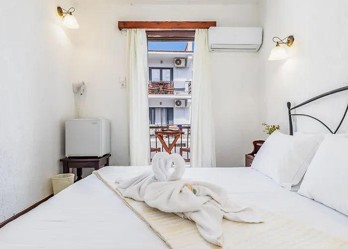 Amalia2 * Skopelos Town