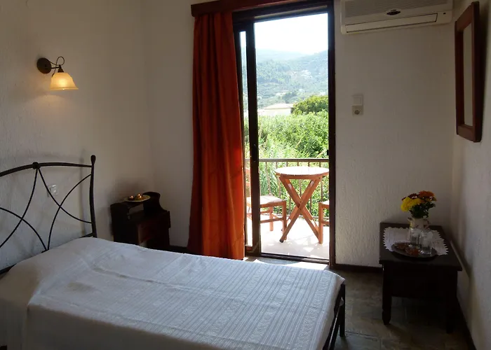 Amalia2 * Skopelos Town